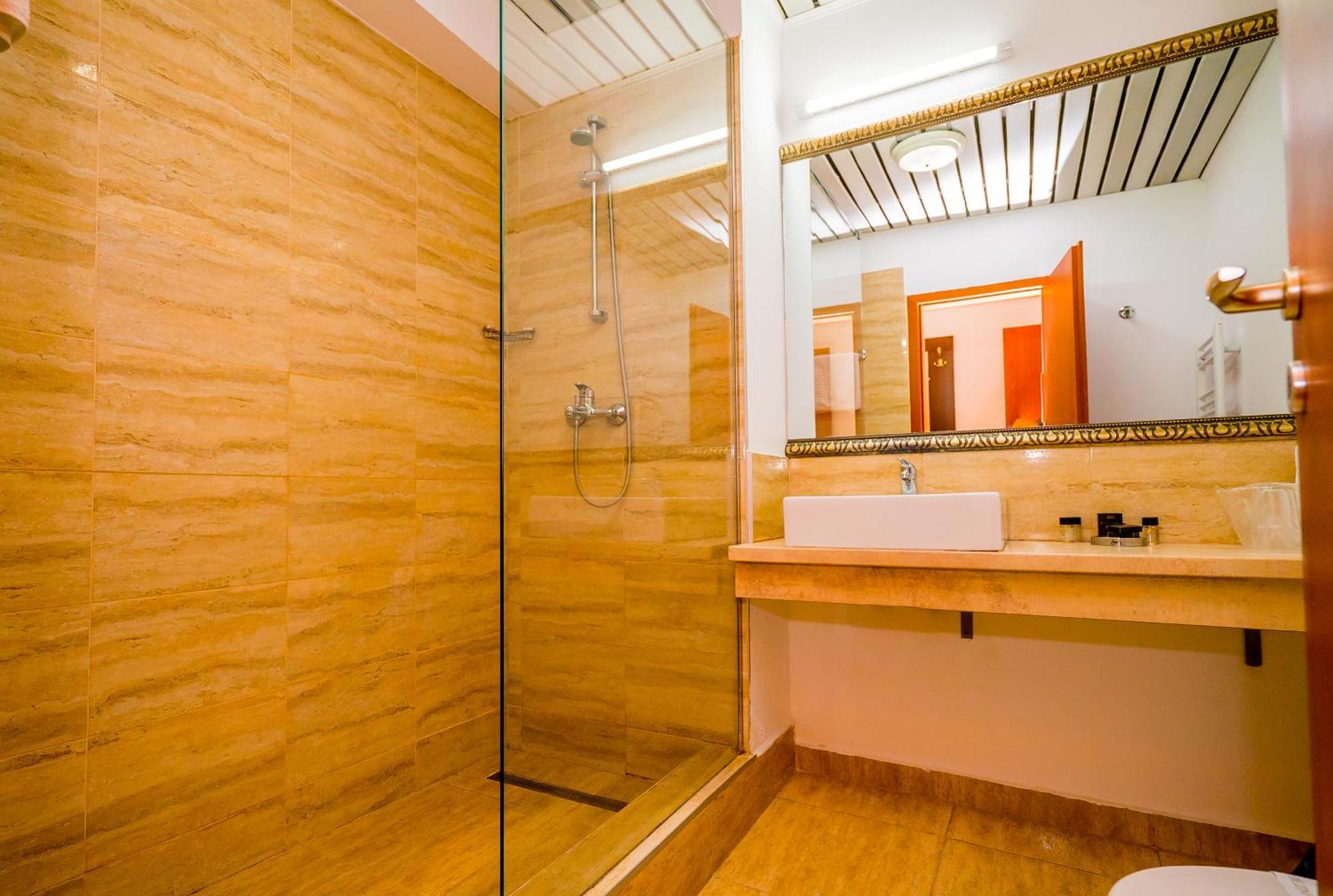 Guci Hotel 3*